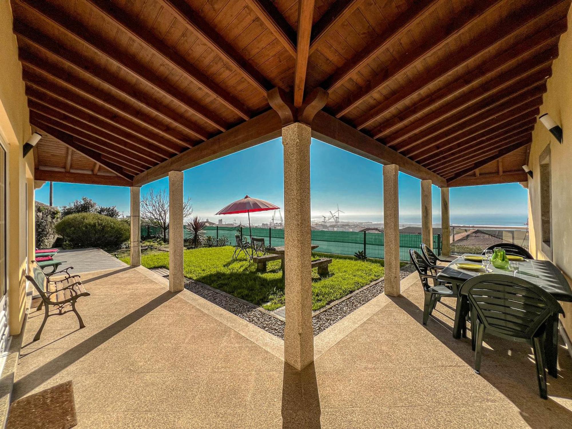 Lovely Sunny-House Виана-ду-Каштелу Экстерьер фото